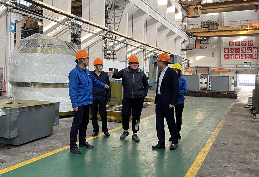 【291】市工商聯(lián)黨組書記王楓、浙江科技學(xué)院機械與汽車學(xué)院院長張云等嘉賓來電滾筒公司參觀考察.jpg